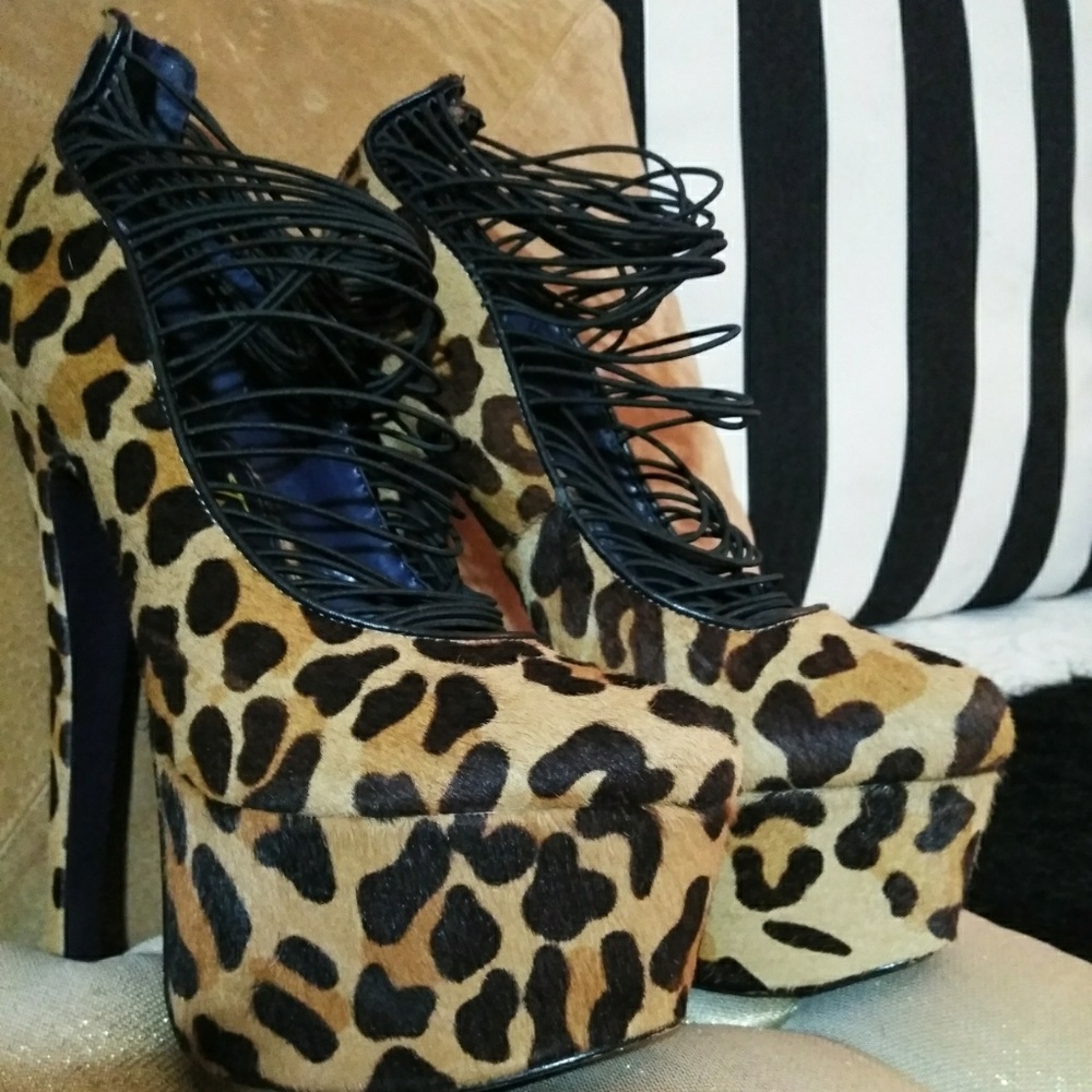 LT Leopard Platform Stilletto